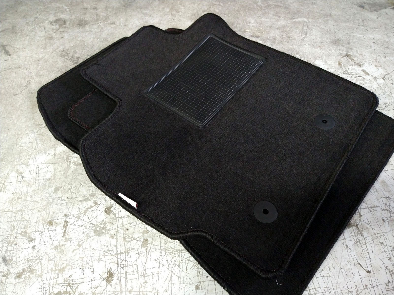 Tapetes Toyota Auris mk1 (2006-2012) - Image 2